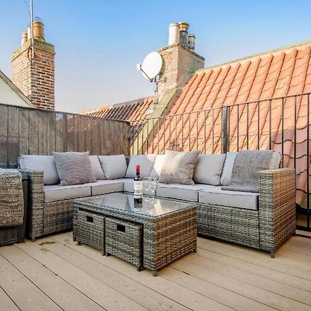 89A Church Street - Luxury One Bed Apartment With Roof Terrace Whitby Exterior photo